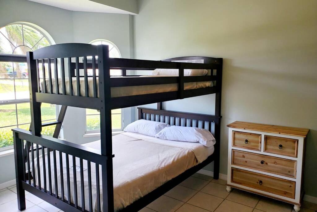 Our Beautiful Florida Vacation Home With Heated Pool Port St. Lucie المظهر الخارجي الصورة