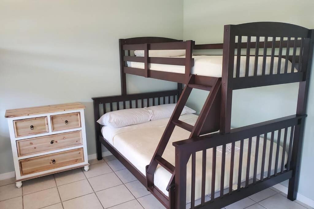 Our Beautiful Florida Vacation Home With Heated Pool Port St. Lucie المظهر الخارجي الصورة